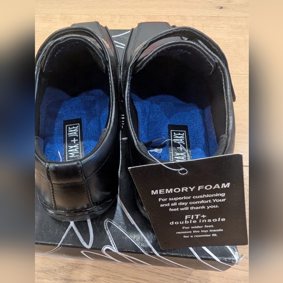Brand new Max&Jake boys dress shoes - Picture 3 of 6